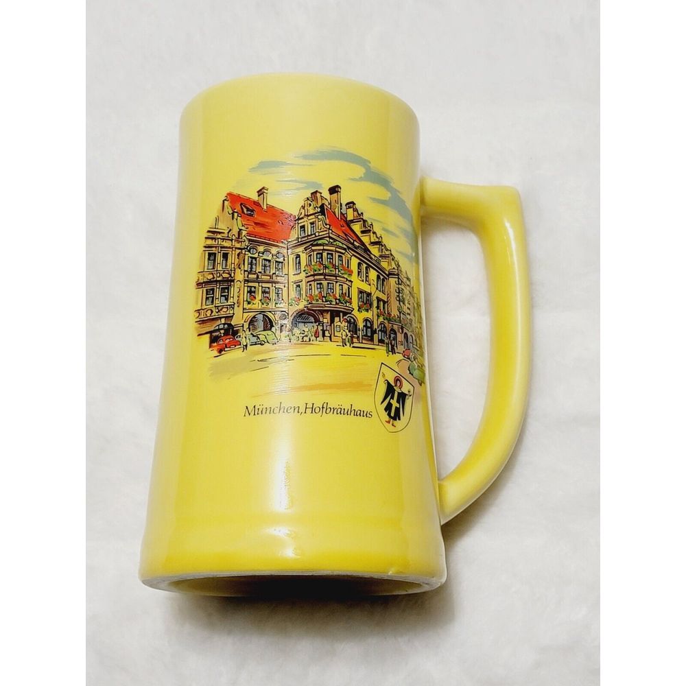 Vintage Yellow Mug München Hofbräuhaus St. Louis Strassenfest 7" Tall